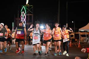 BIB: 14273, 191, 27016, 292, 2012
                            <button type="button" onclick="openModal(21611692)" class="btn btn-primary btn-sm float-right btn-popup" data-toggle="modal" data-target=".modal-high-quality">
                        <i class="fas fa-shopping-cart"></i> Add to Cart
                    </button>
                                            <button type="button" onclick="isThisMe(21611692, true)" class="btn btn-success btn-sm float-right btn-popup btn-isme hidden" data-toggle="tooltip" data-placement="bottom" title="นี่คือรูปของคุณใช่ไหม คลิกที่นี่เพื่อเอาเข้าอัลบั้ม">
                        <i class="fas fa-plus"></i> Add to album
                    </button>
                    <button type="button" onclick="isThisMe(21611692, false)" class="btn btn-warning btn-sm float-right btn-popup btn-isnotme hidden">
                        <i class="fas fa-ban"></i> Remove from album
                    </button>